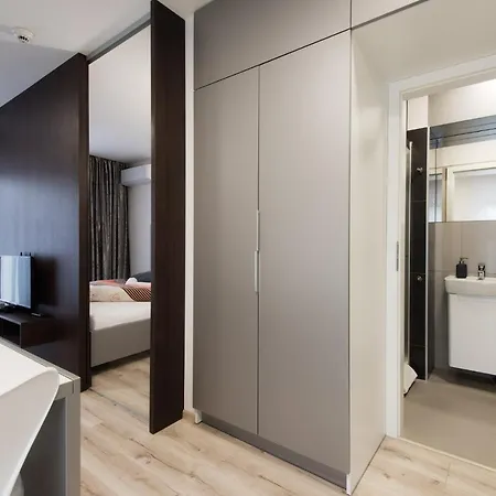 Kyjev Aparthotel Podhájska